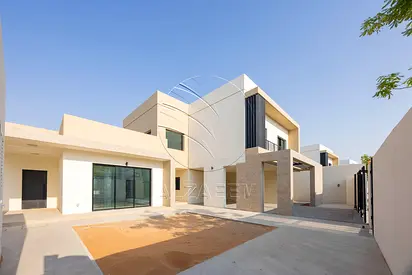 √ Single Row Villa | Golf Course View | VACANT √