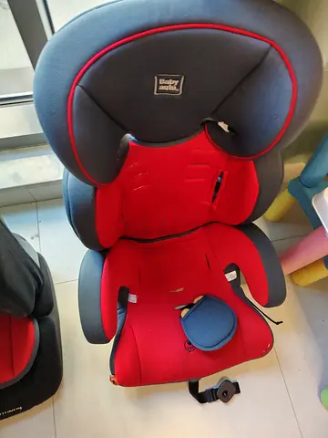 Red & Grey Baby Car Seat / Booster (Good Used Condition)