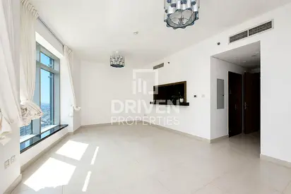 High Floor | Ready to move in | Great Layout