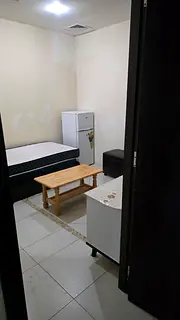 Big Partition Room for single lady very near to Mall Of Emirates and Metro station