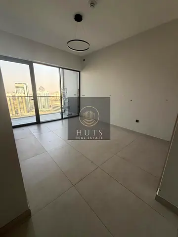 شقة بنتهاوس (Penthouse) مكونة من غرفتي نوم وصالة |