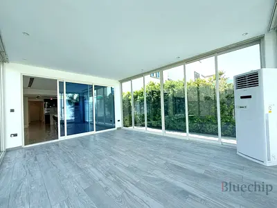 Upgraded | 3+ Maid | Spacious