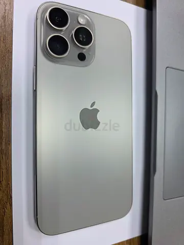 Silver iPhone 16 Pro Max 256GB TRA