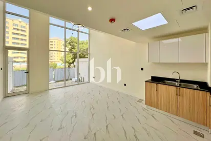4-Storey Townhouse | Spacious Layout | Ready