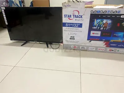 Star Track 32 Inch Smart LED TV with Box