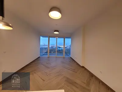High Floor View | 1 BR Apartment | Unfurnished