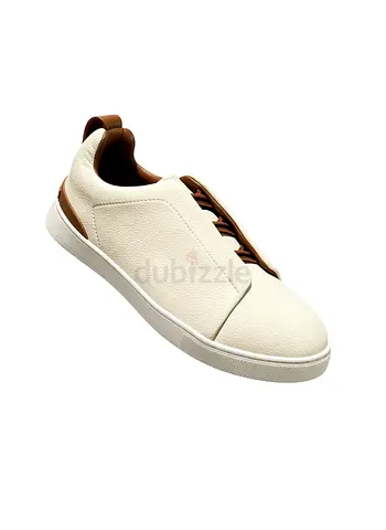 White Leather Casual Sneakers with Brown Accent - Men’s Size (Pre-owned)