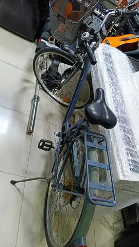 BTWIN Fully-equipped 6-speed low frame city bike