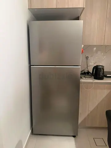 SAMSUNG REFRIGERATOR