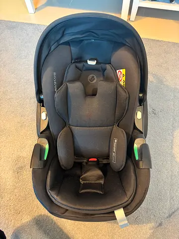 Maxi-Cosi Infant Car Seat - Great Condition