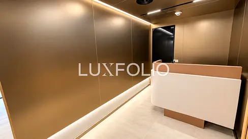 Lake View | Luxury Fitout | Grade A