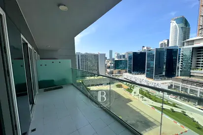 Vacant | Elegant | Furnished Option