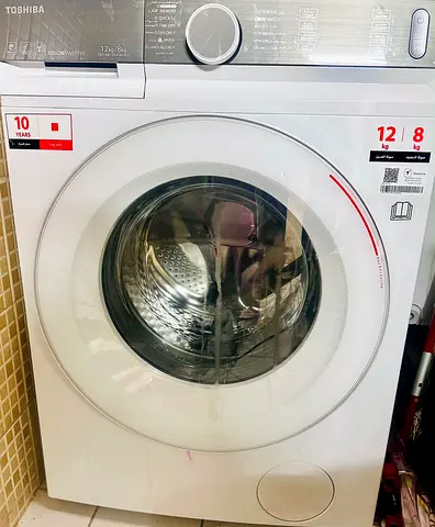 Toshiba 12kg Washing Machine with complete dryer– Less than 1 year