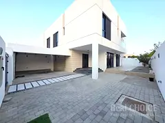 Ready to Move | Private Garden | Covered Parking