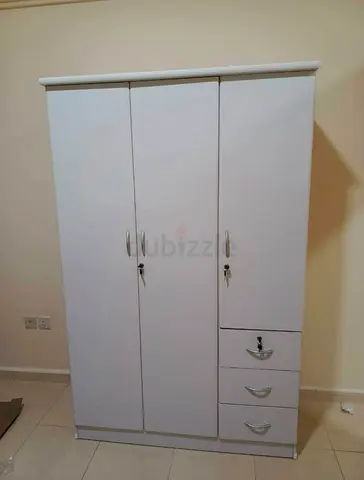 White 3-Door Wardrobe with 3 Drawers — Good Condition