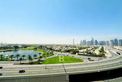 Luxury 2BR | Landmark Views | Prime Location