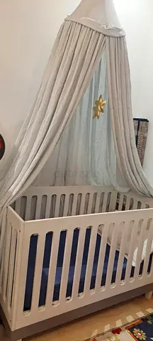 Baby crib