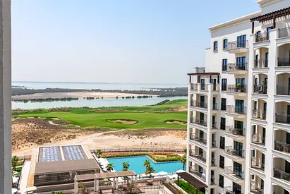 The Golfside Hideaway | Yas Island 1BR