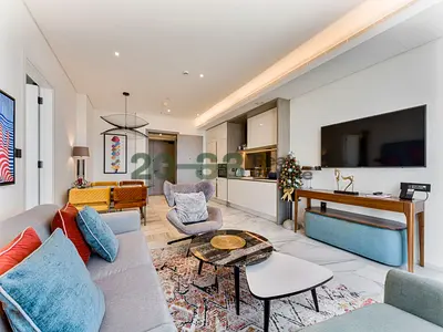 Fully Furnished l Waterfront Living l Easy Access