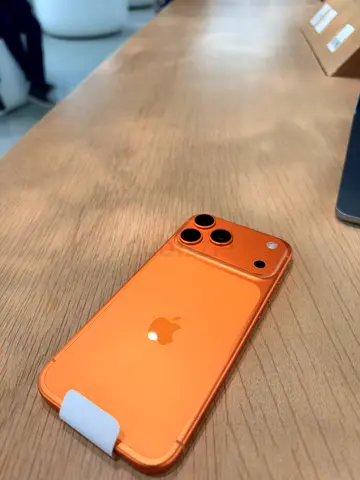 iPhone 17 Pro Max Cosmic Orange 512GB with 100% battery