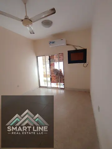 No deposit near to sachool 1bhk with balcony with siplat ac family building rent only 17k