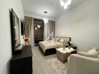 Luxury Furnished | Spacious | Community View