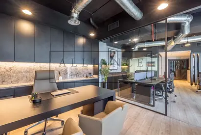 Fully Furnished | Upgraded | Palm View | Vacant