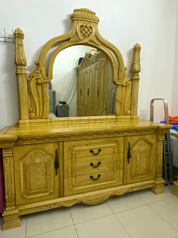 Bedroom set