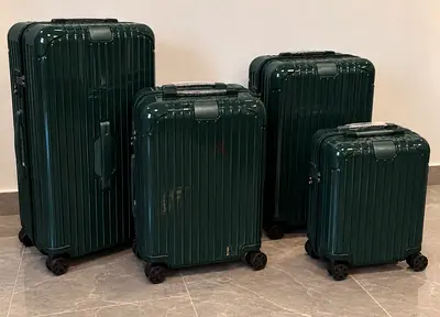 RIMOWA ESSENTIAL SUITCASE SET