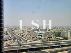 Fitted (Open plan)/ High Grade Tower/ Vacant