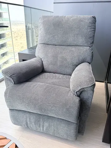 New recliner sofa from homecentre selling cheap