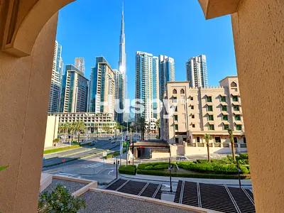 Burj View | Corner Unit | Closed Kitchen