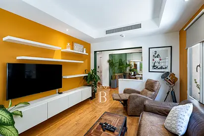 Springs 1 | Fully Renovated | Extended | Vacant