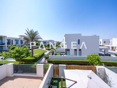 Middle Kitchen | Pocket Park | Flexible Cheques