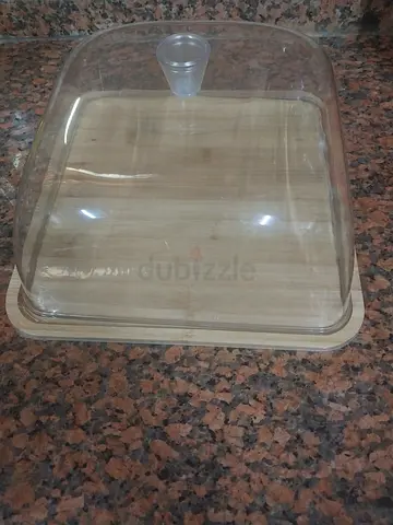Cake serving dish 20 aed
