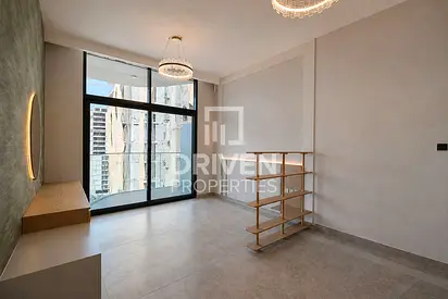 Fitted Kitchen | Large Layout | Premium Finishing