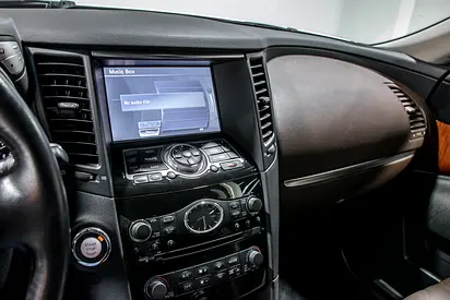صورة مصغرة 11 لـ 2018 Infiniti QX70
