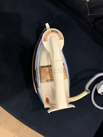 Used ELEKTA Steam Iron - Working Condition, Beige