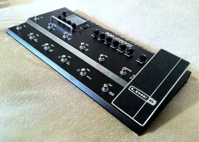 Line 6 POD HD500 X Guitar Multi-Effects Processor with Expression Pedal