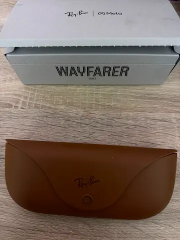 Ray-Ban Wayfarer Gen 2 Sunglasses Brown Hard Case with Box