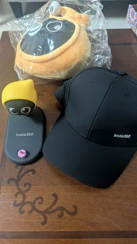 Insta360 Luna Ultra Dual-Lens 8K Gimbal Camera with creator kits -  New, unopened Complete Box.