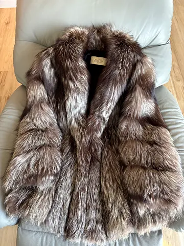 Genuine Silver Fox fur coat - size medium to Large