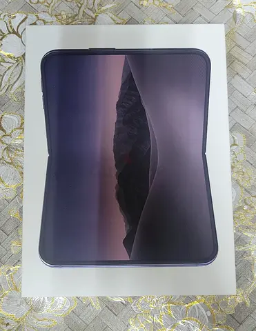 512 GB IPHONE DUO Sealed UAE Version Available.
