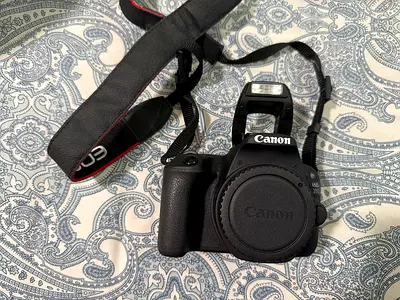 EOS 200D with 67MM lens