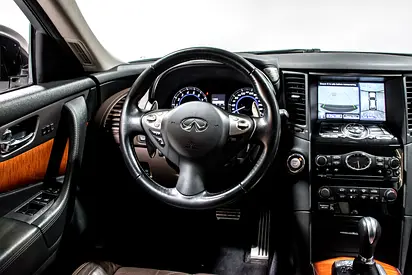 صورة 9 لـ 2018 Infiniti QX70