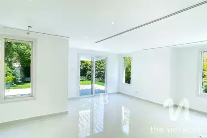 Backing Pool and Park |Upgraded | Vacant Now