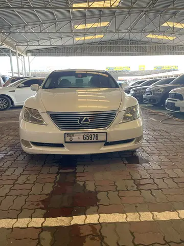 Lexus LS 460 2008 GCC Specs