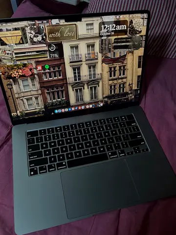 Macbook Air M3 15-INCH 2024