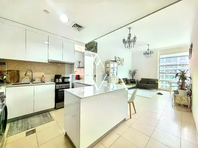 FURNISHED | VACANT MID SEP | FULL CANAL VIEW