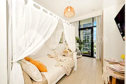 Modern Studio l Azizi Riviera l Vibrant Community